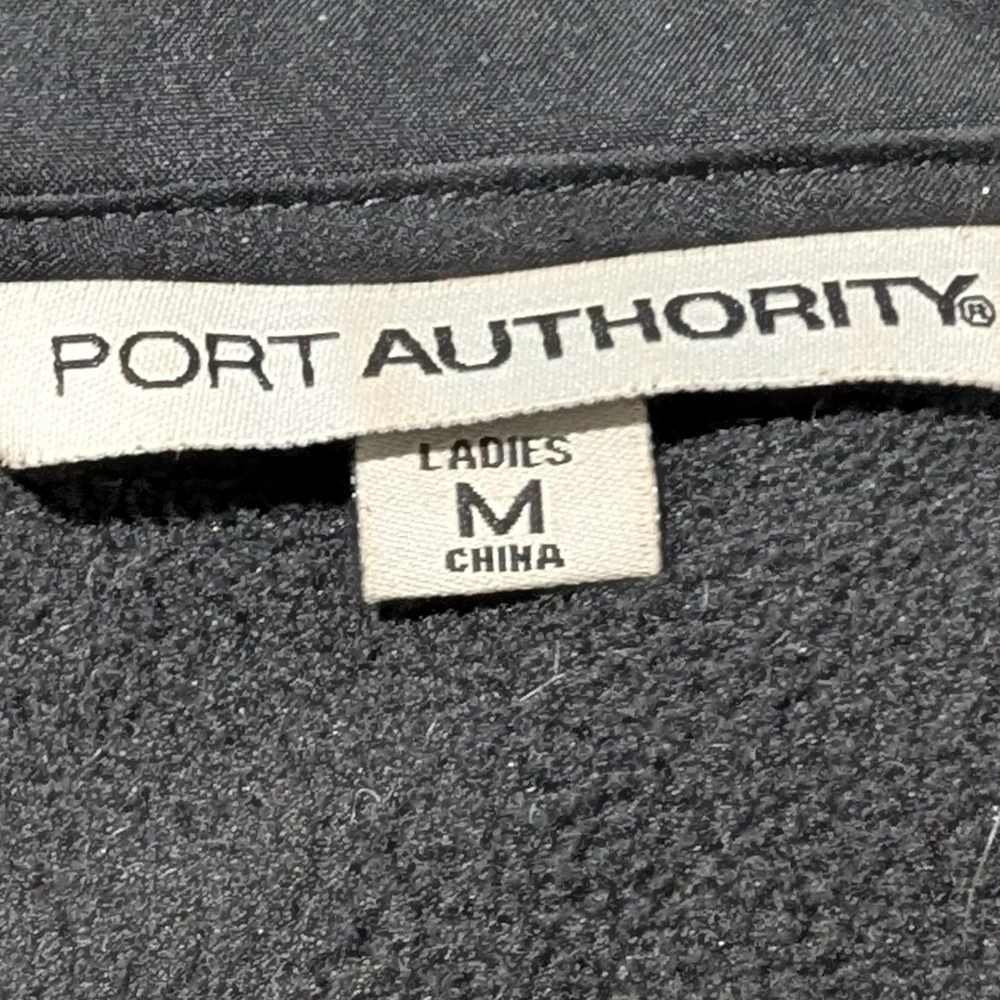 Peloton x Port Authority Black Softshell Vest - Ladies Medium - Full Zip - Picture 8 of 10
